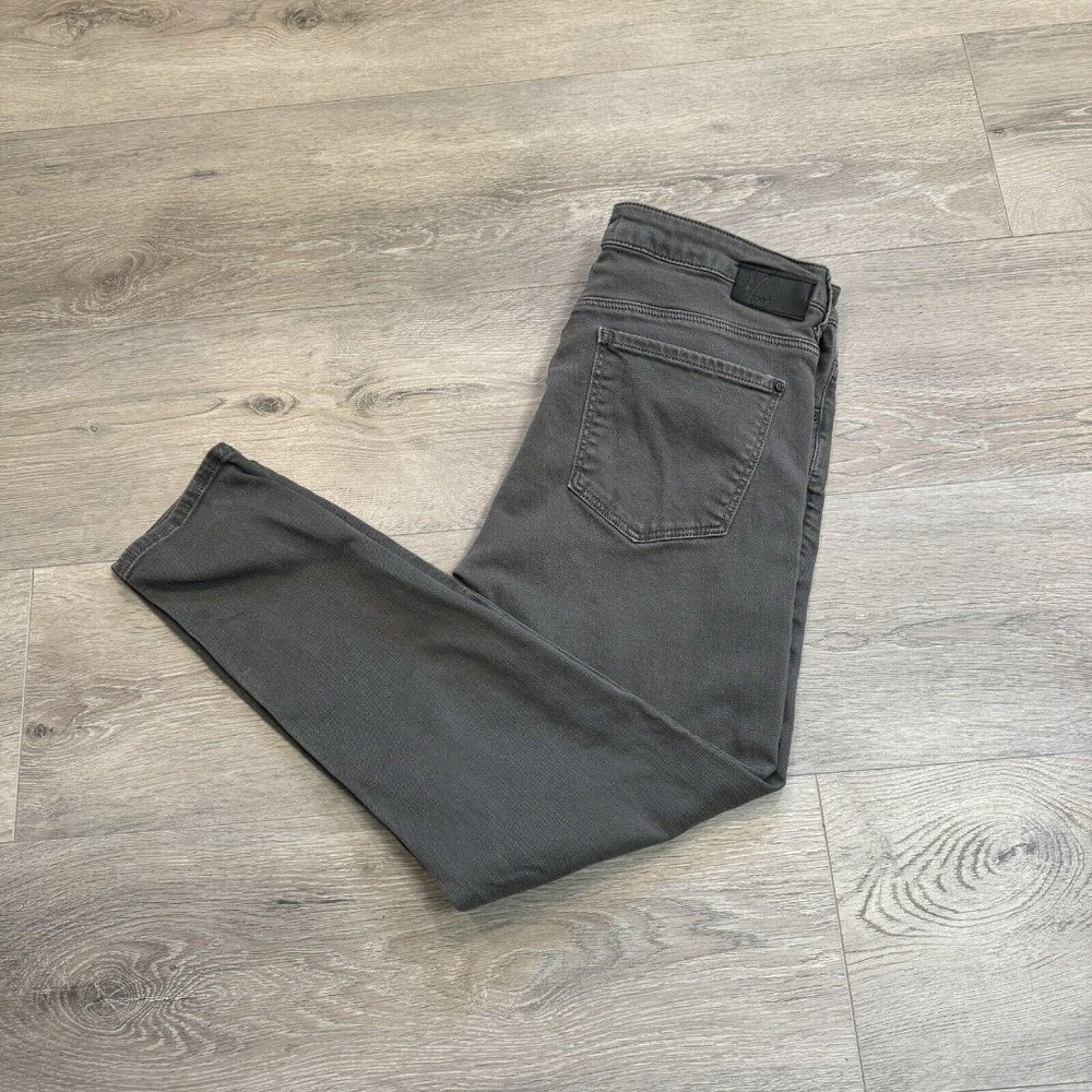 Mavi Jeans Co Tess Gray Denim Mid Rise Skinny Jeans Size 31 fits like a 10
